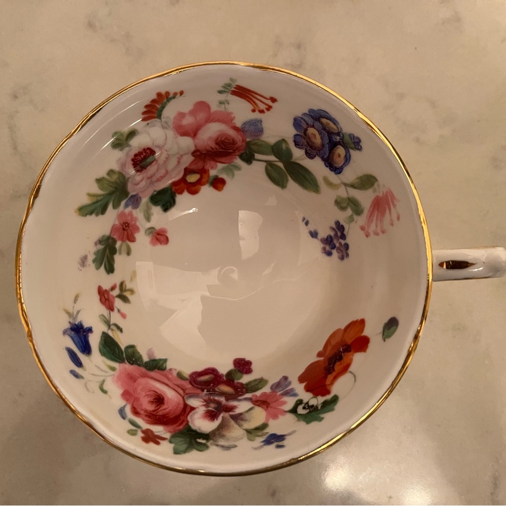 Vintage Ye Olde Grosvenor English Bone China Teacup and Saucer Set Floral - Picture 5 of 6